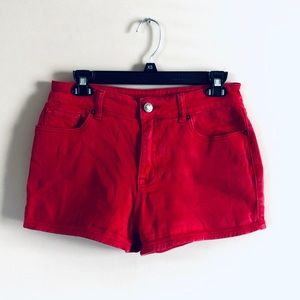 BDG HIGH RISE RED SHORTS